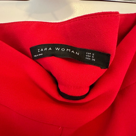 Zara wide leg cropped style pant. Crepe fabric. - Picture 3 of 3